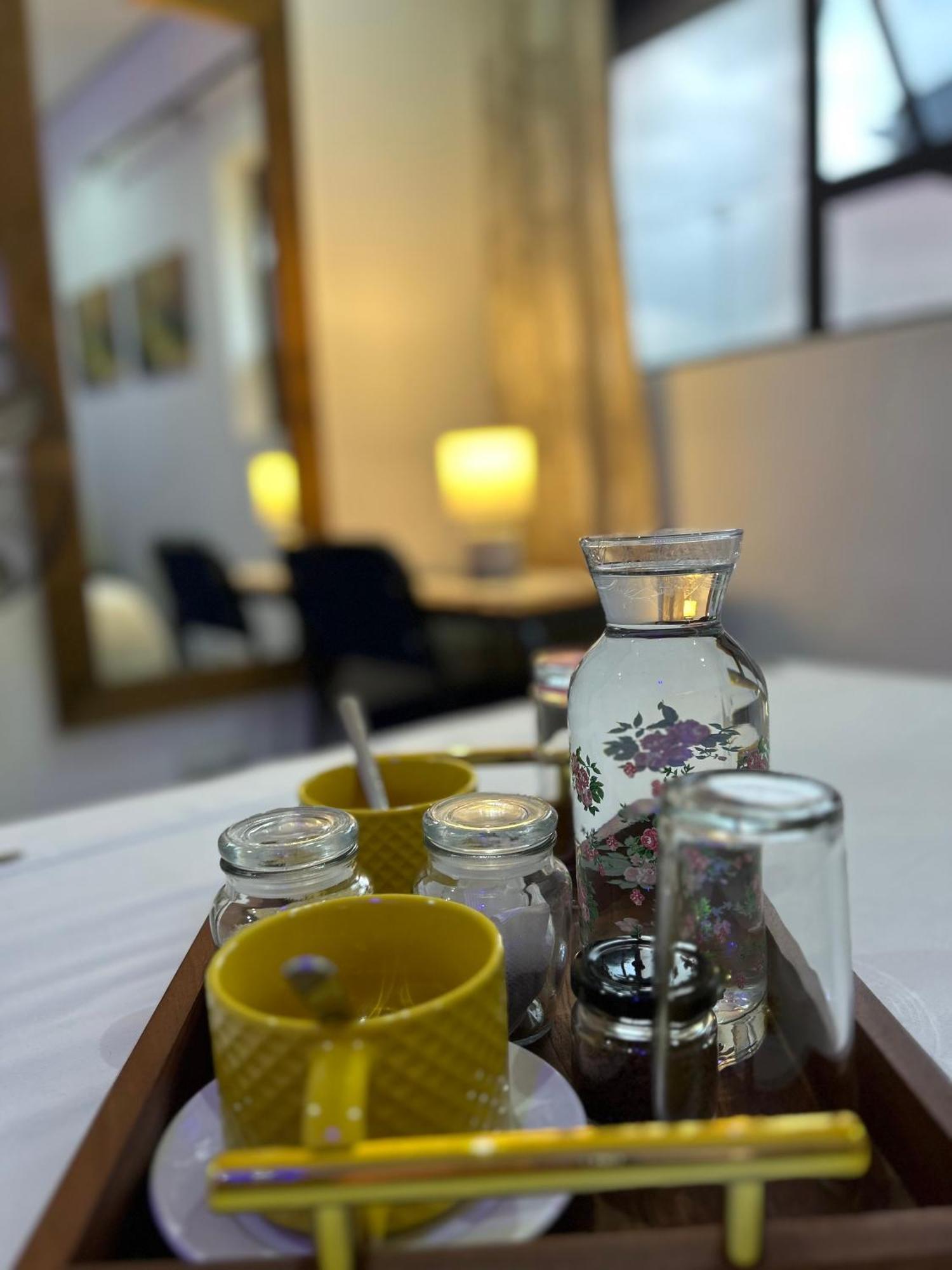 Skyfly Bed & Breakfast Манзини Экстерьер фото