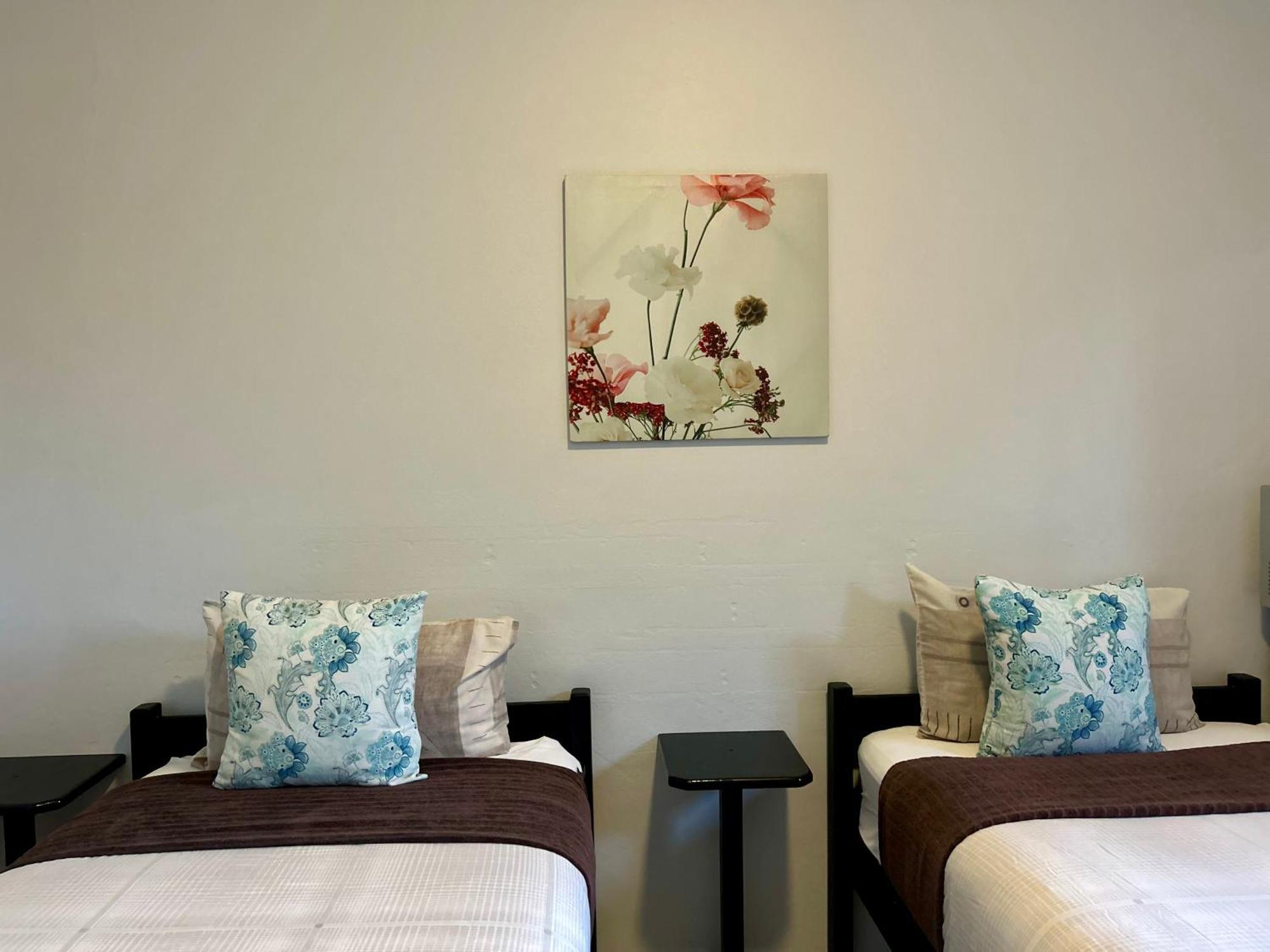 Skyfly Bed & Breakfast Манзини Экстерьер фото